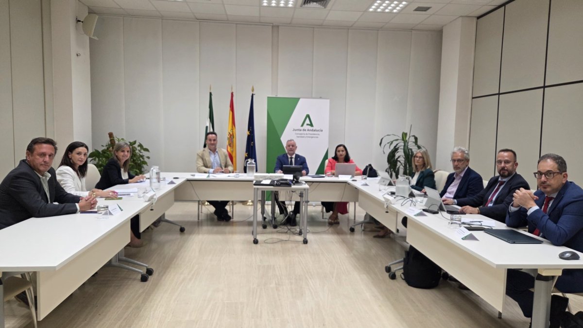 Imagen Se constituye la Comisión de Seguimiento para impulsar el Centro Sanitario de Alta Resolución de Priego de Córdoba